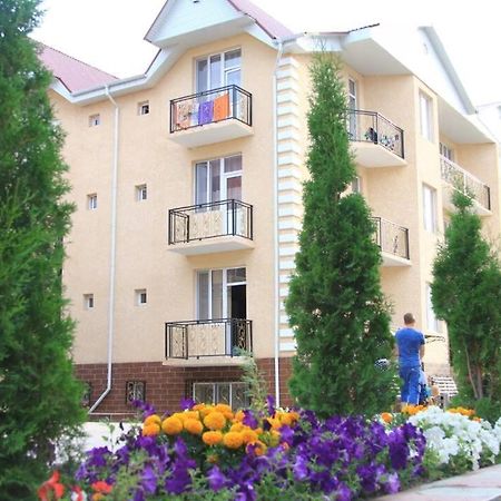Brandhouse Bosteri Exterior photo